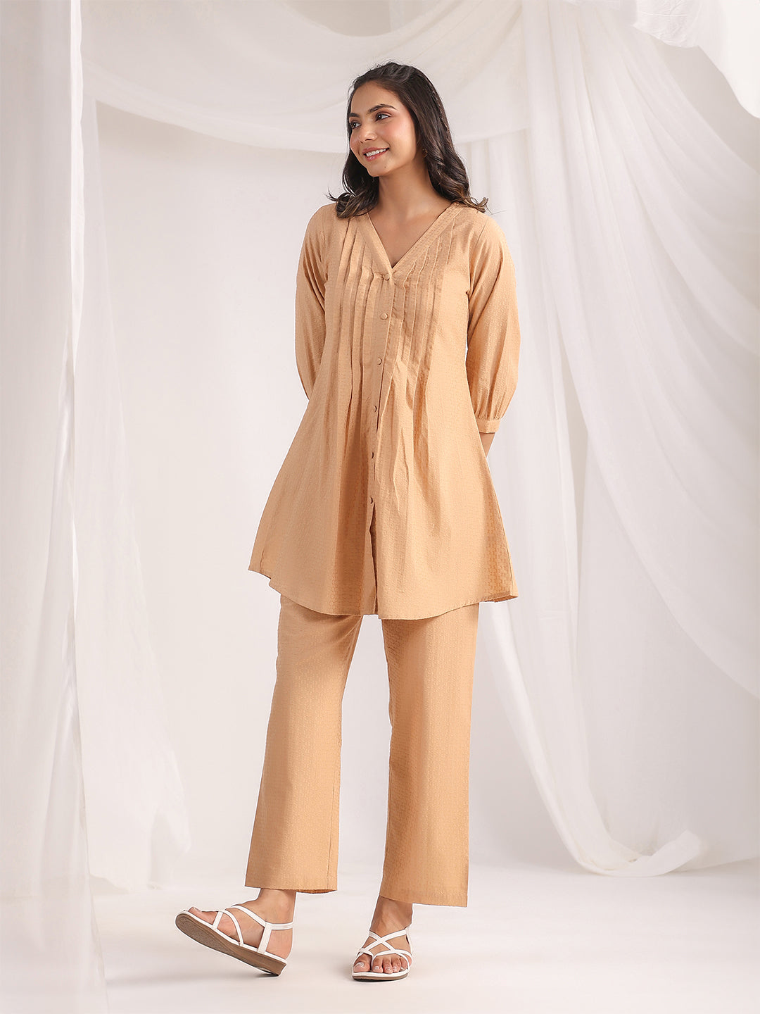 Janasya Pleated Jacquard Peach Self Design V-Neck Co-Ords | Grocsy