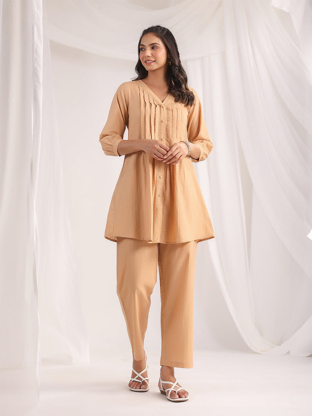 Janasya Pleated Jacquard Peach Self Design V-Neck Co-Ords | Grocsy