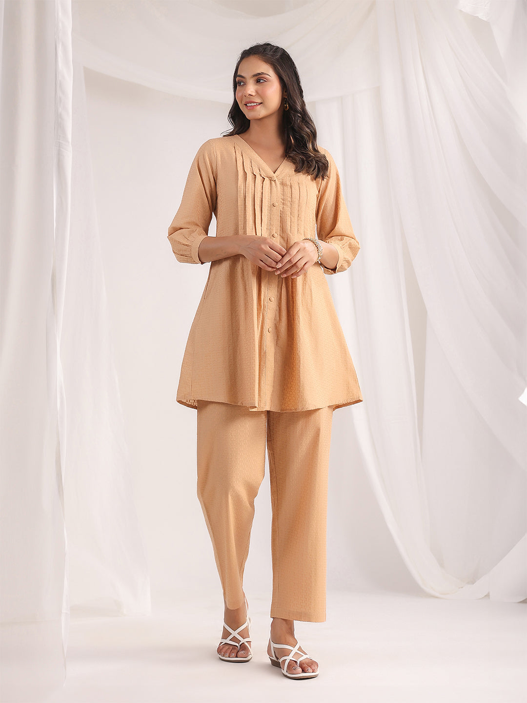 Janasya Pleated Jacquard Peach Self Design V-Neck Co-Ords | Grocsy