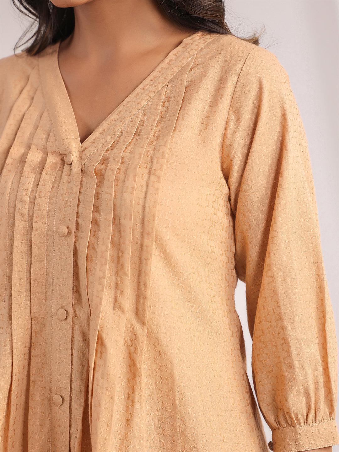 Janasya Pleated Jacquard Peach Self Design V-Neck Co-Ords | Grocsy