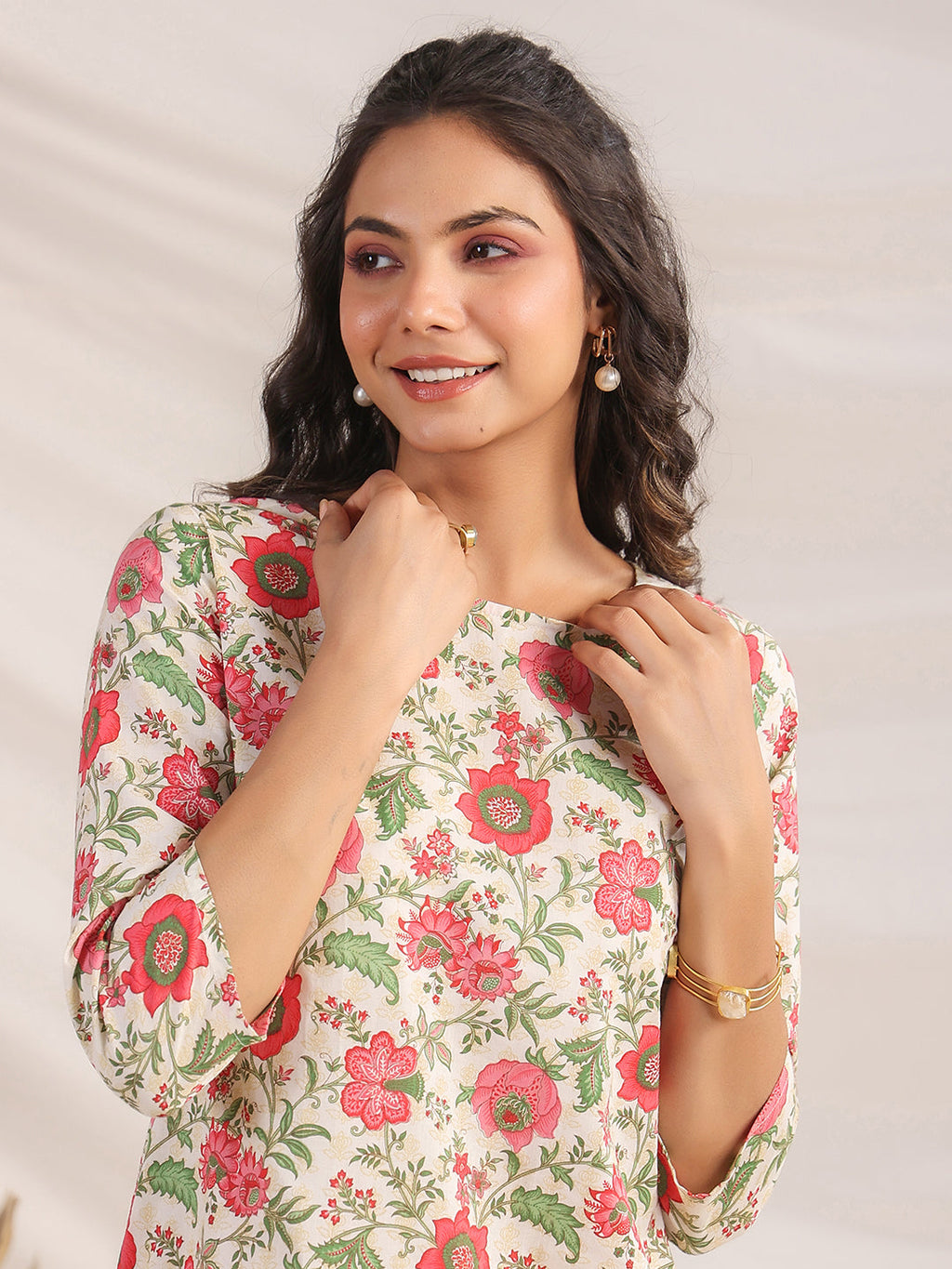Janasya A-Line Cambric Beige Floral Round Neck Co-Ords | Grocsy