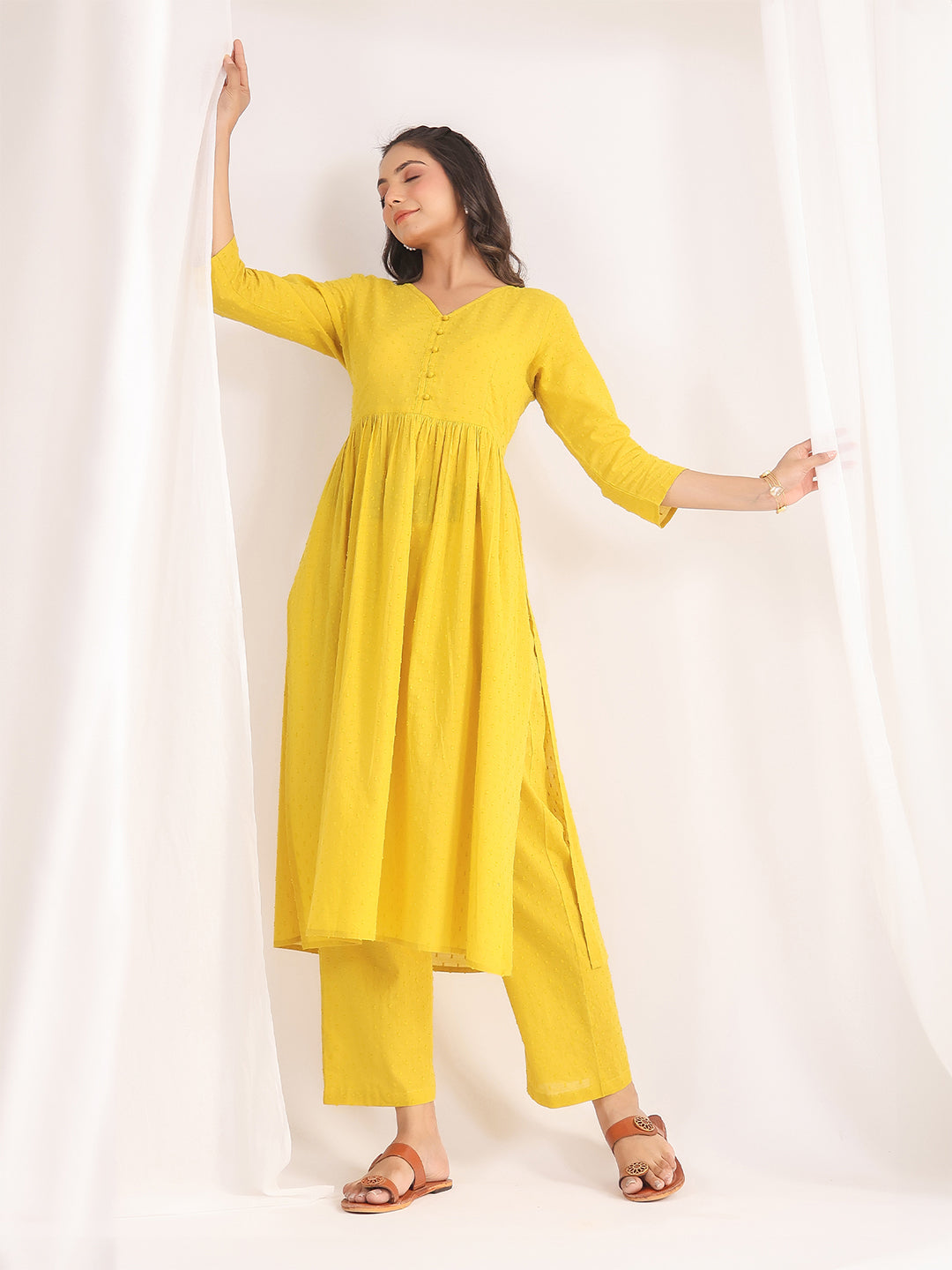 Janasya Gathering Dobby Cotton Yellow Self Design V-Neck Set | Grocsy