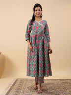 Janasya Green Cambric Ethnic Motifs Co-Ords | Grocsy