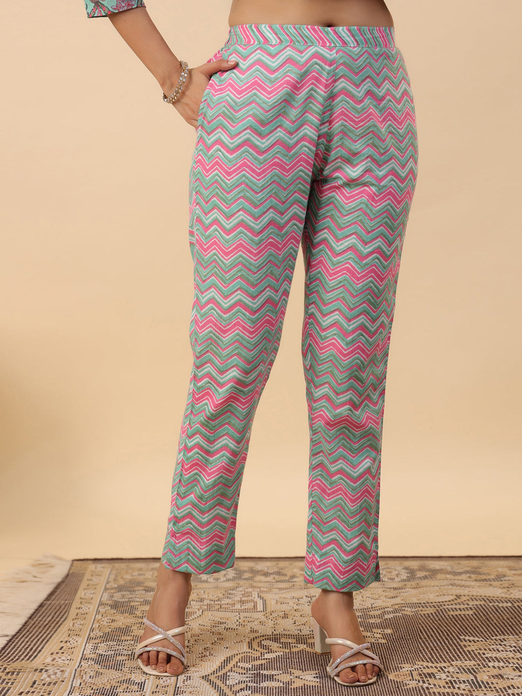 Janasya Green Cambric Ethnic Motifs Co-Ords | Grocsy