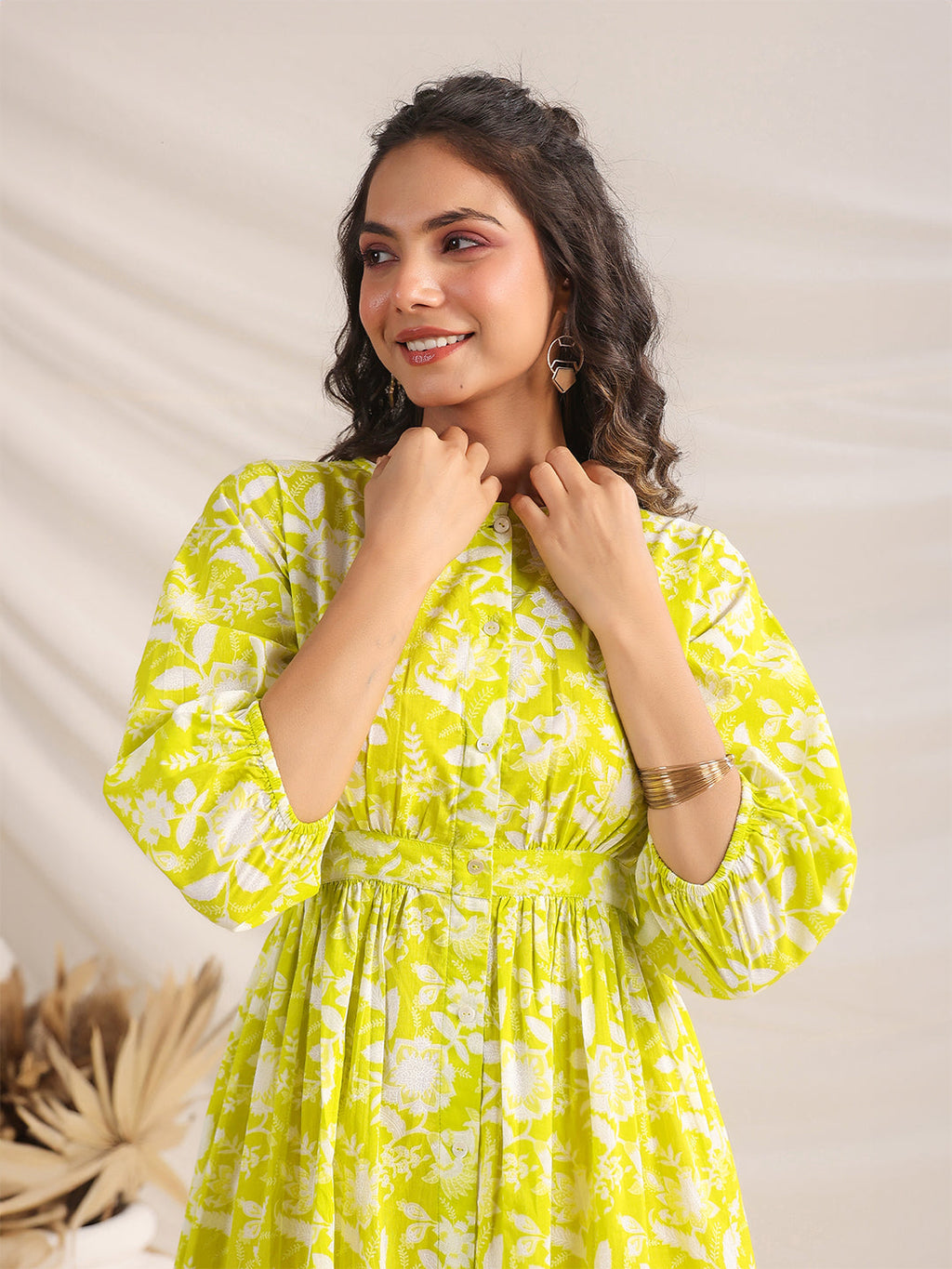 Janasya Bright Cotton Floral Gathered Dress | Grocsy