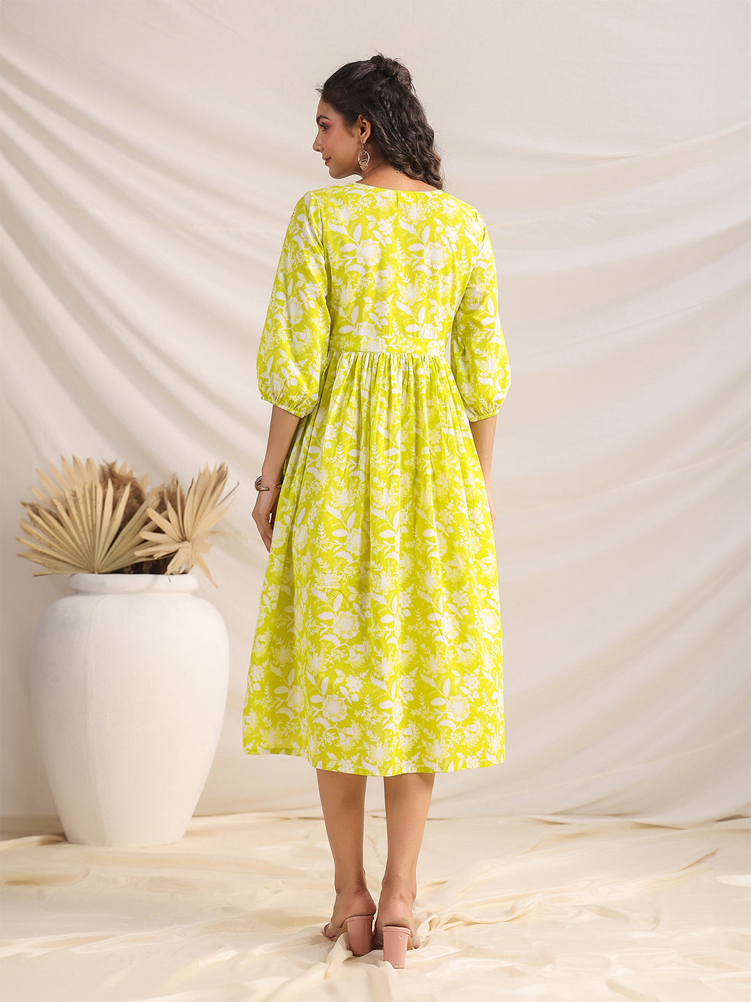 Janasya Bright Cotton Floral Gathered Dress | Grocsy
