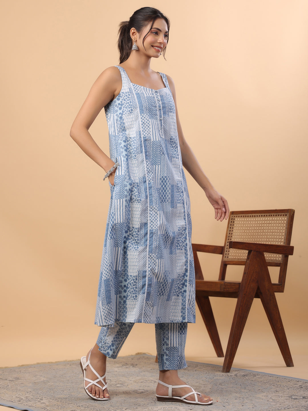Janasya Blue Cambric Ethnic Motifs Set | Grocsy