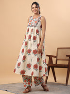 Janasya Gathered Cambric Cream Floral Round Neck Kurta & Bottom | Grocsy
