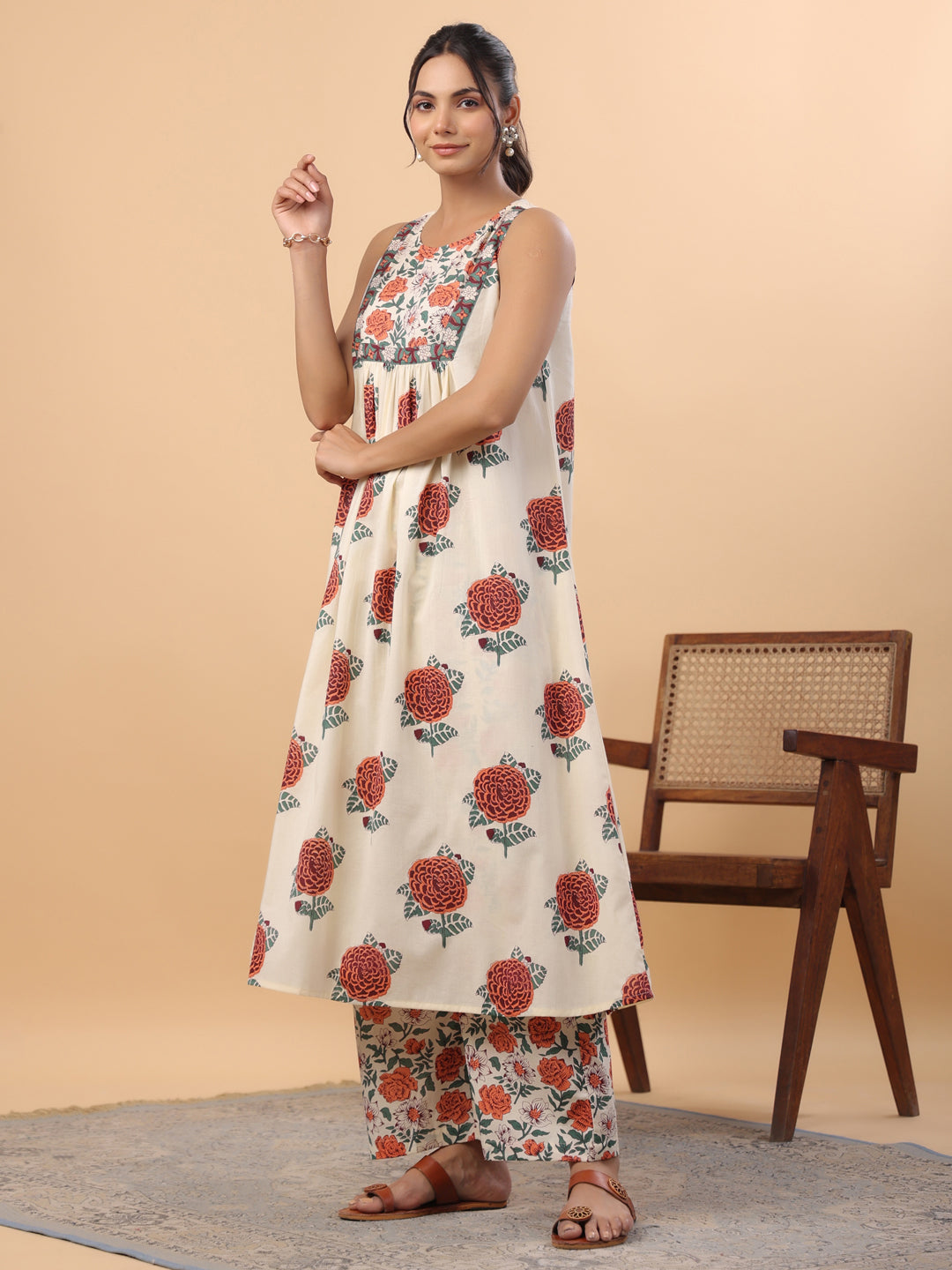 Janasya Gathered Cambric Cream Floral Round Neck Kurta & Bottom | Grocsy