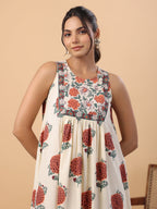 Janasya Gathered Cambric Cream Floral Round Neck Kurta & Bottom | Grocsy