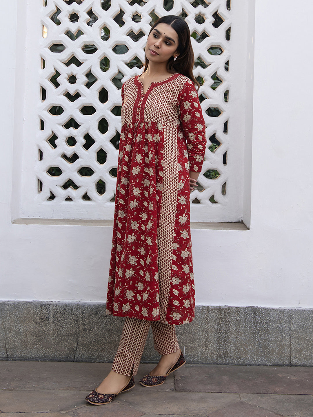 Janasya A-Line Cambric Red Floral Notch Neck Kurta & Bottom | Grocsy
