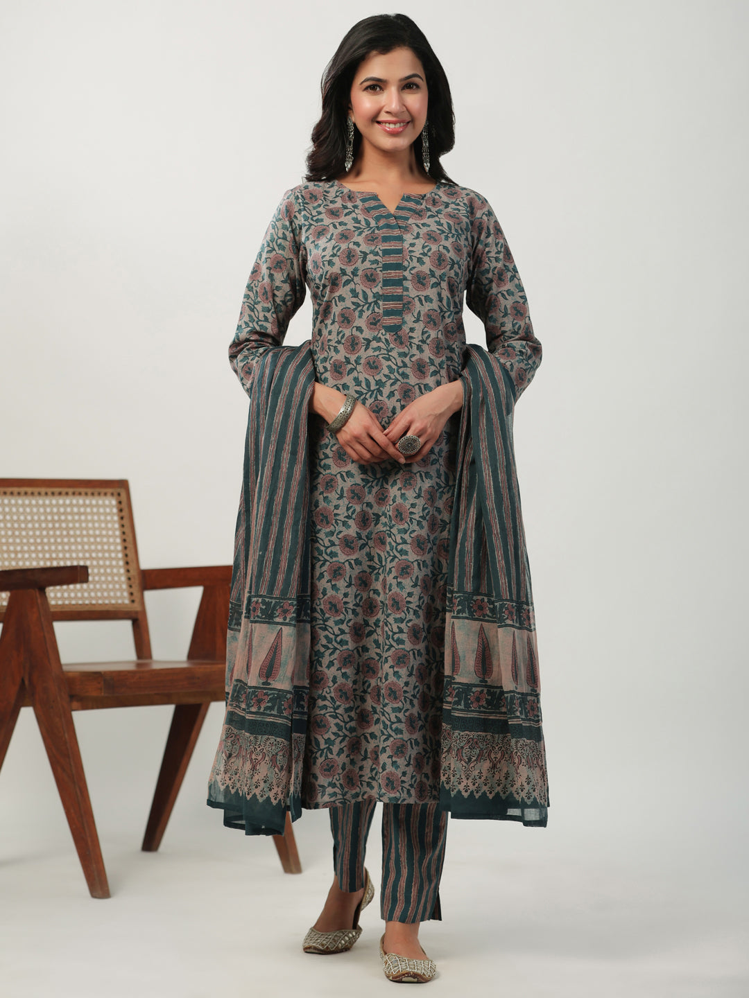 Janasya Straight Cambric Beige Floral Notch Neck Kurta Set | Grocsy