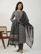 Janasya Straight Cambric Beige Floral Notch Neck Kurta Set | Grocsy