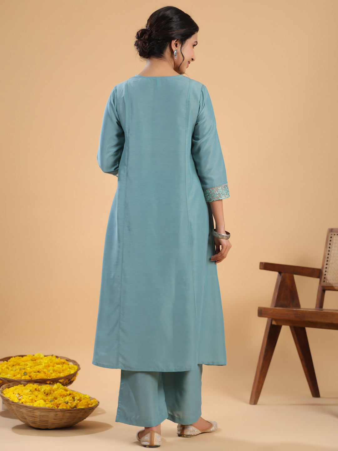 Janasya Gathering Muslin Sage Yoke Embroidery V-Neck Kurta Set | Grocsy