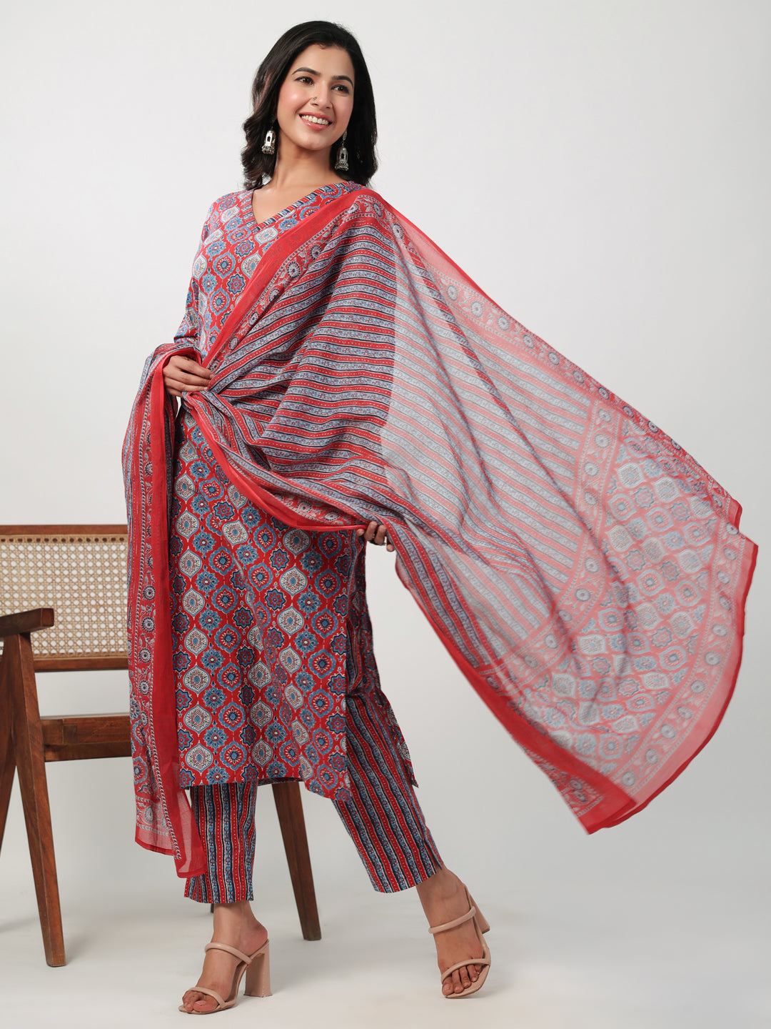 Janasya Straight Cambric Red Ethnic Motifs V-Neck Set | Grocsy