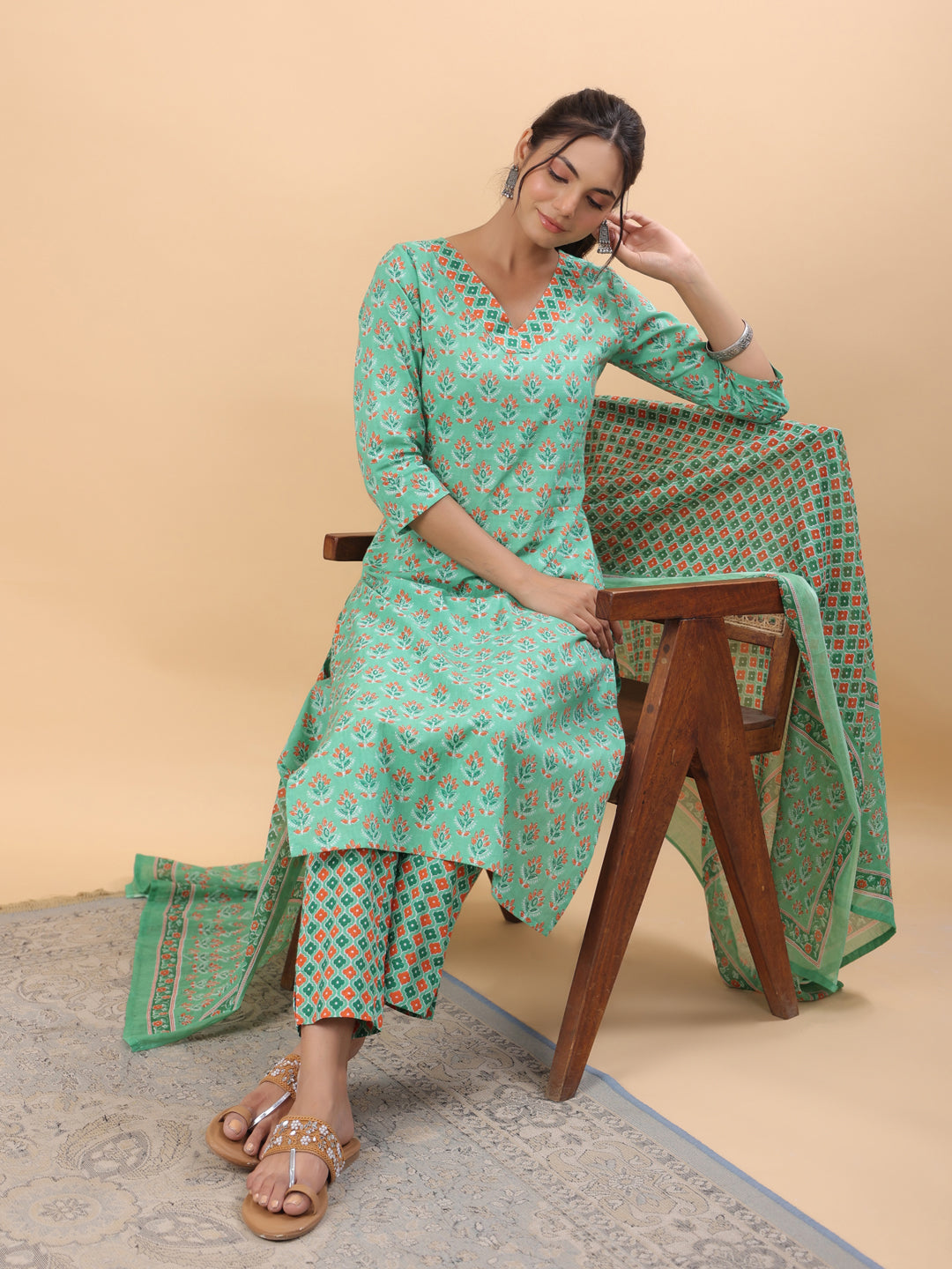 Janasya Regular Cambric Green Ethnic Motifs V-Neck Set | Grocsy