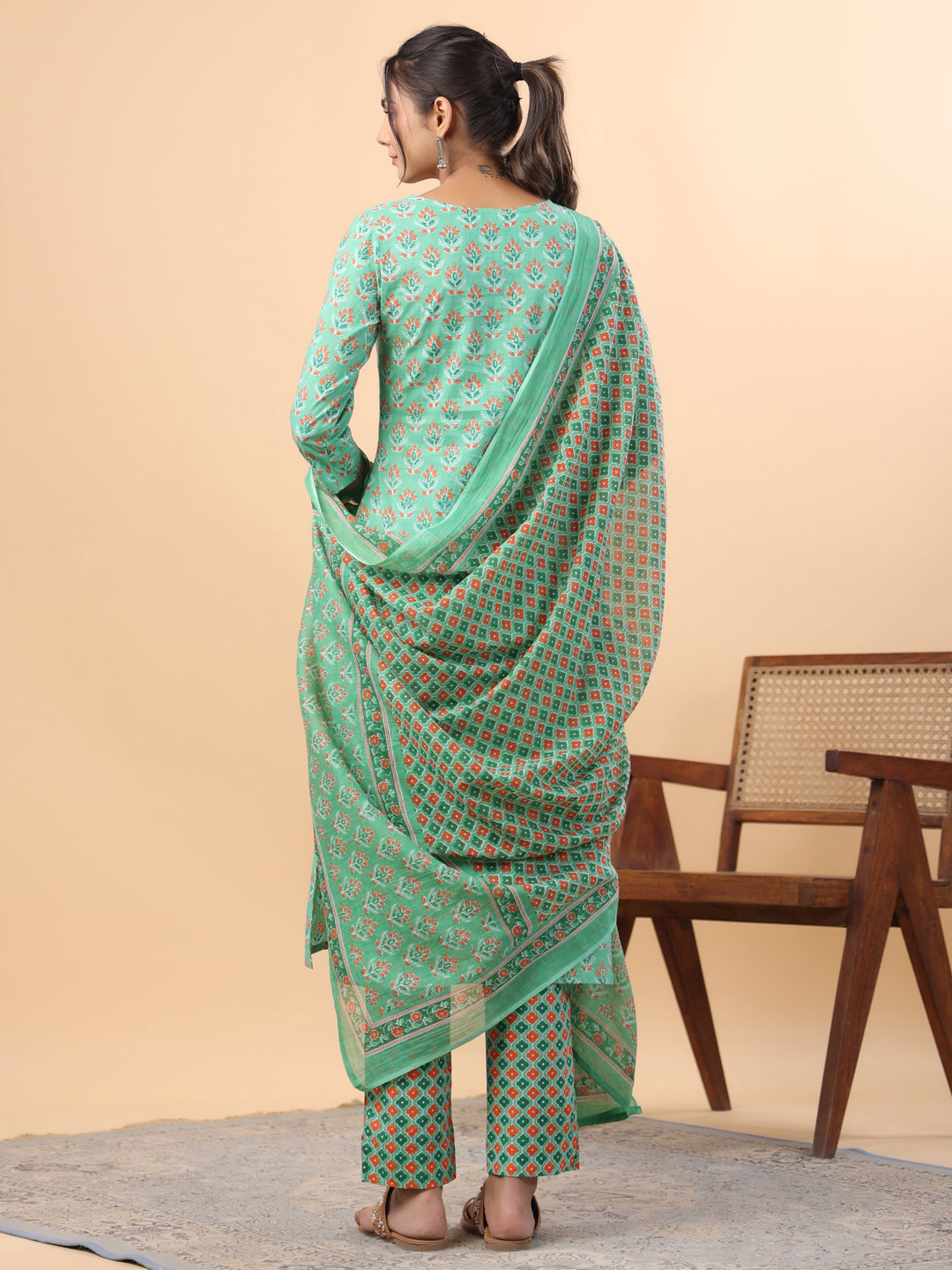 Janasya Regular Cambric Green Ethnic Motifs V-Neck Set | Grocsy