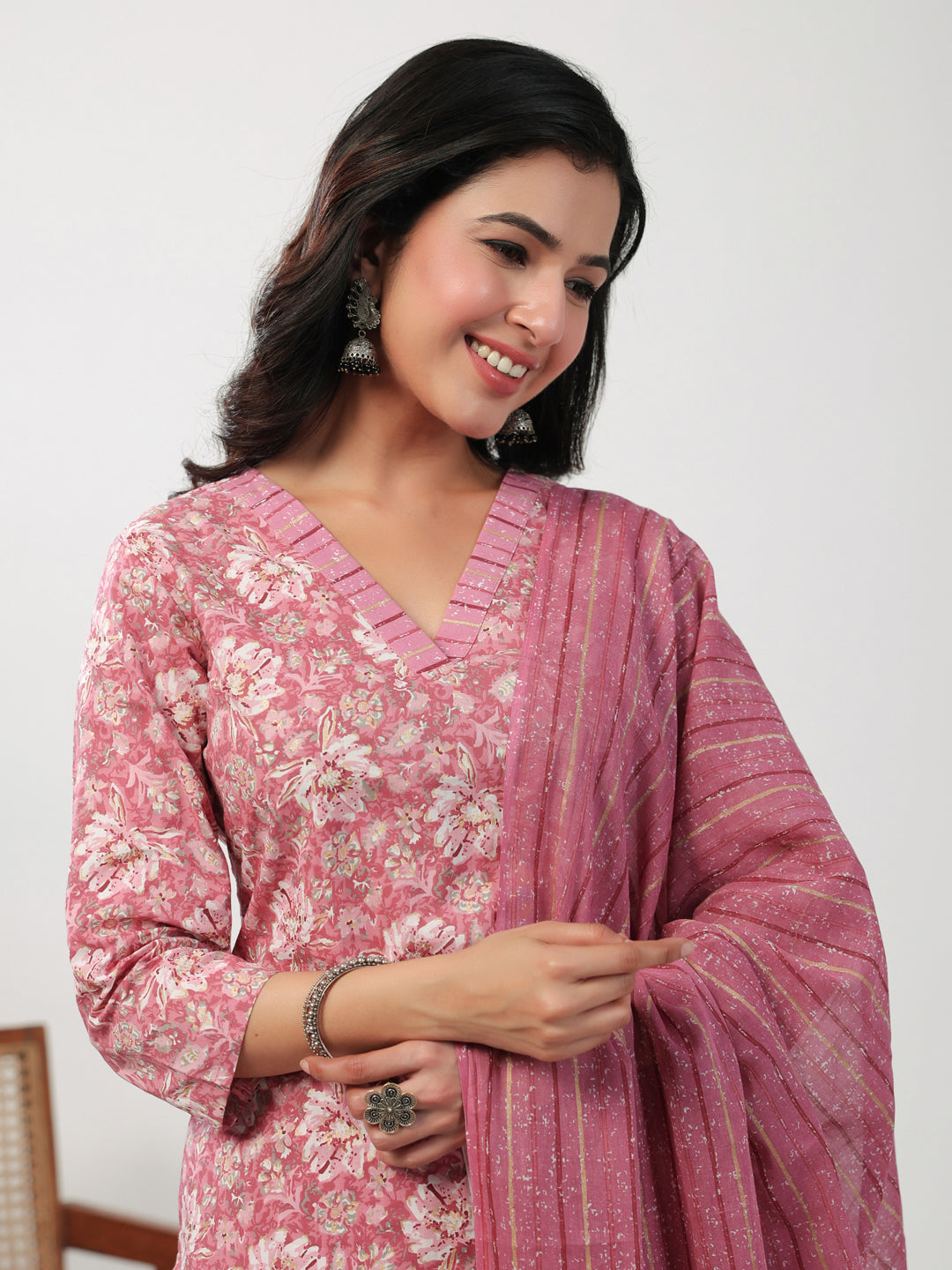 Janasya Straight Cambric Pink Floral V-Neck Set | Grocsy