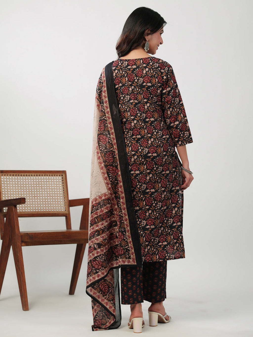Janasya Straight Cambric Black Floral Notch Neck Kurta,Bottom & Dupatta | Grocsy