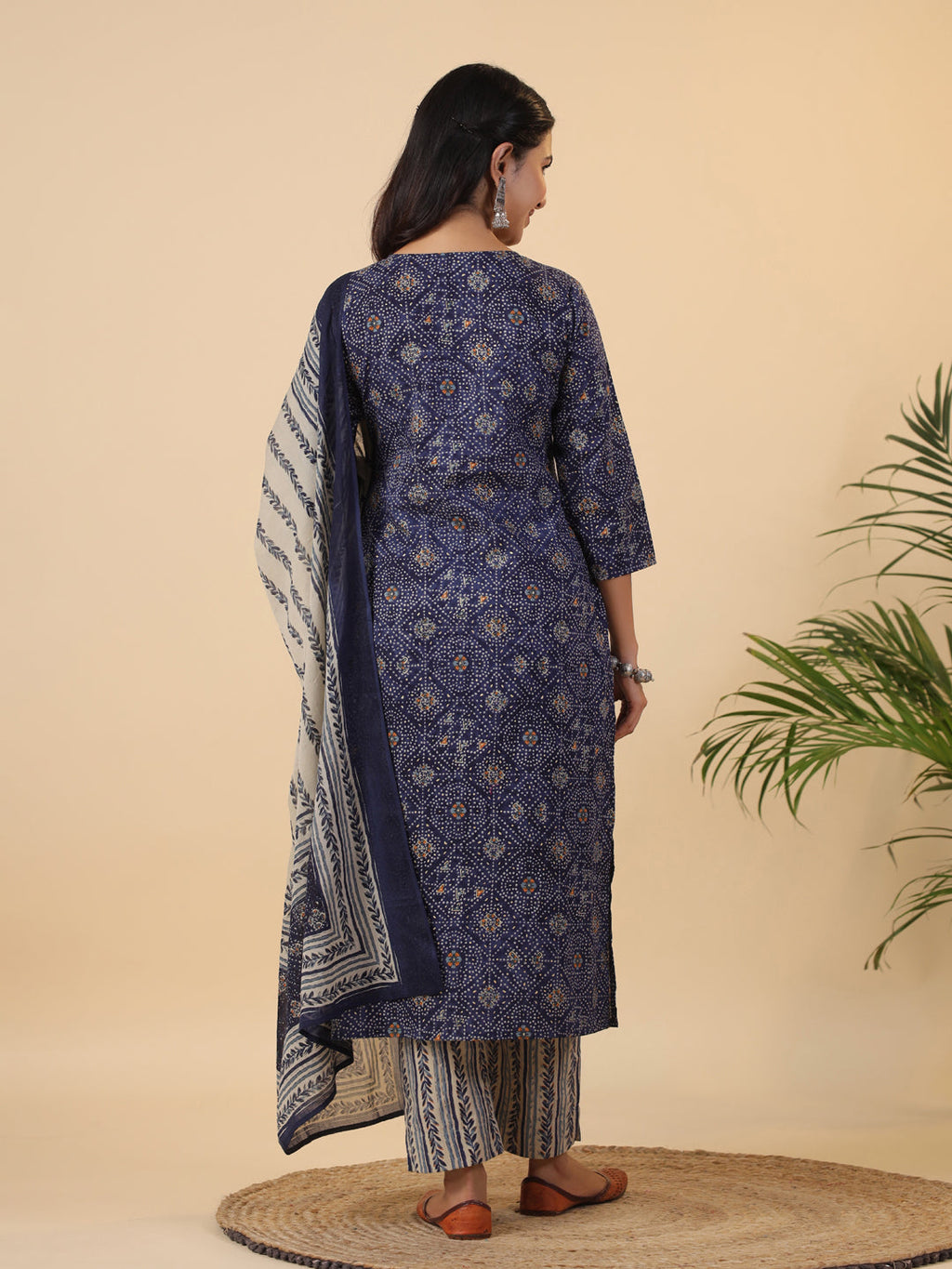 Janasya Straight Cambric Dark Blue Bandhani V-Neck with Band Collar Kurta Set | Grocsy