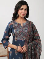 Janasya Regular Cambric Indigo Floral Notch Neck Kurta Set | Grocsy