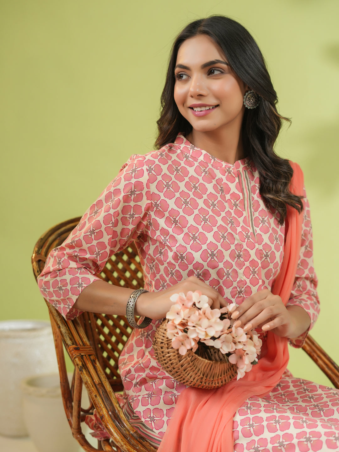 Janasya Straight Cambric Peach Floral Band Collar Set | Grocsy