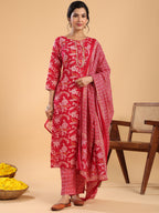 Janasya Straight Cambric Pink Floral Round Neck Set | Grocsy