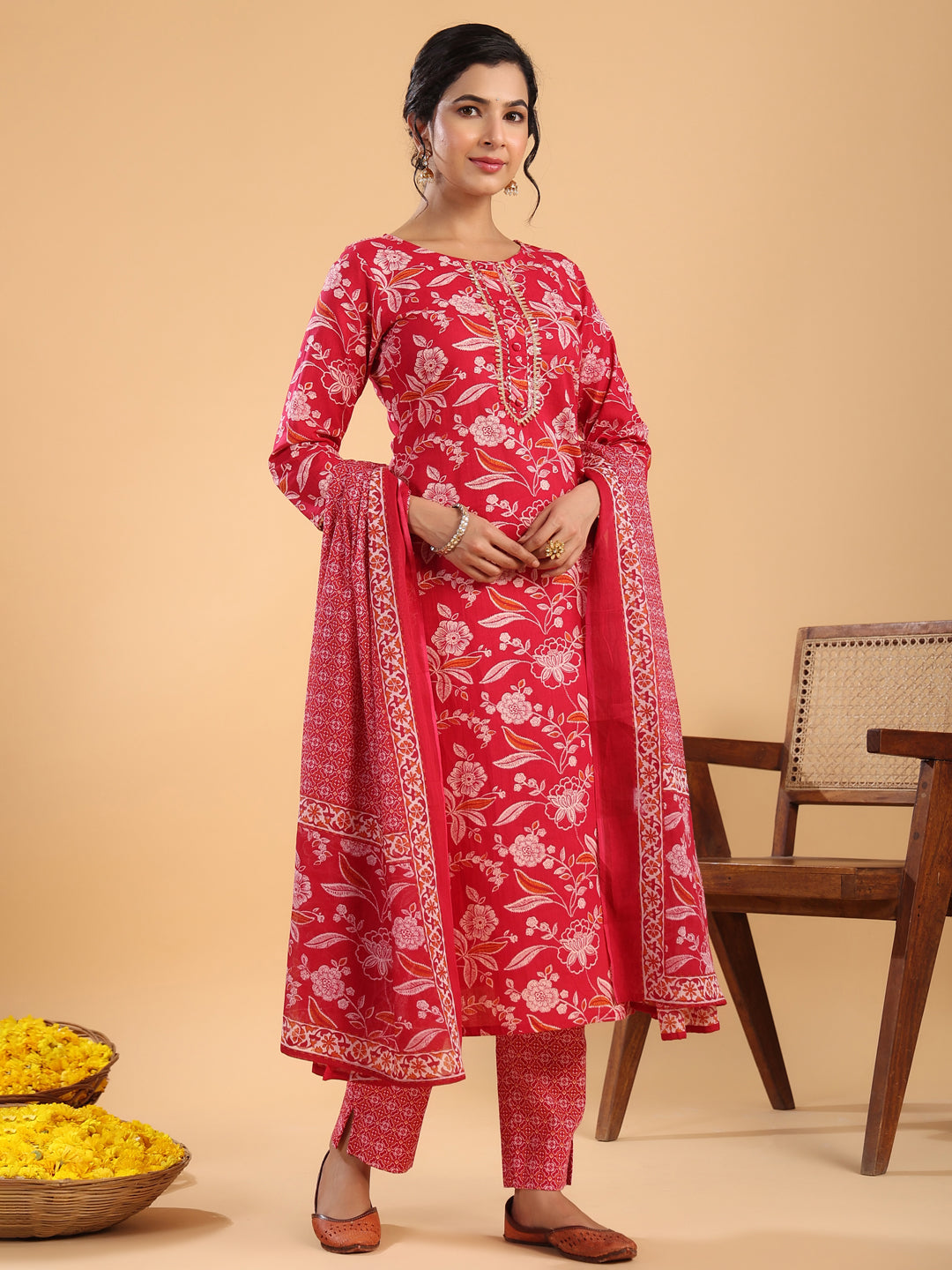 Janasya Straight Cambric Pink Floral Round Neck Set | Grocsy