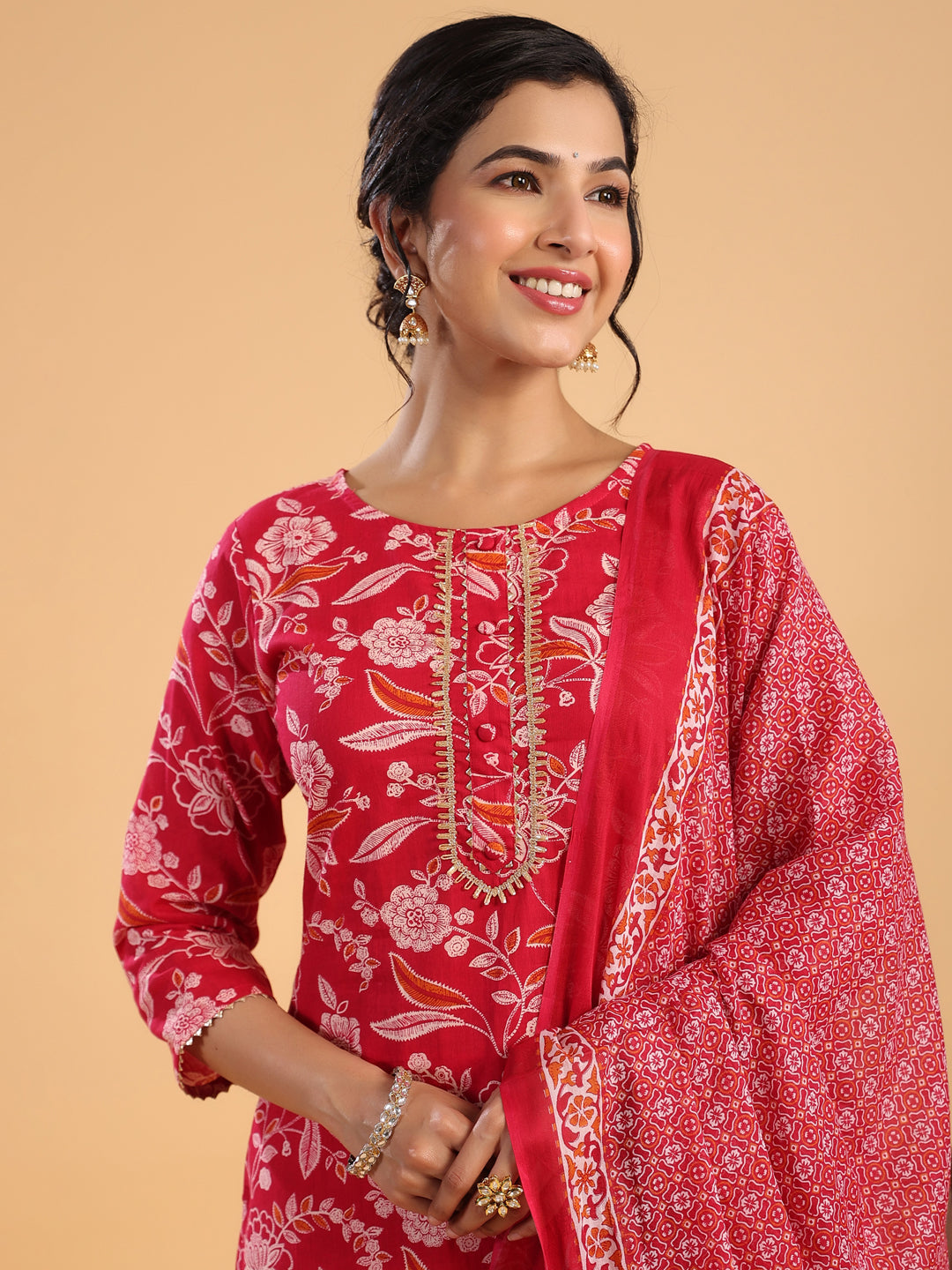 Janasya Straight Cambric Pink Floral Round Neck Set | Grocsy