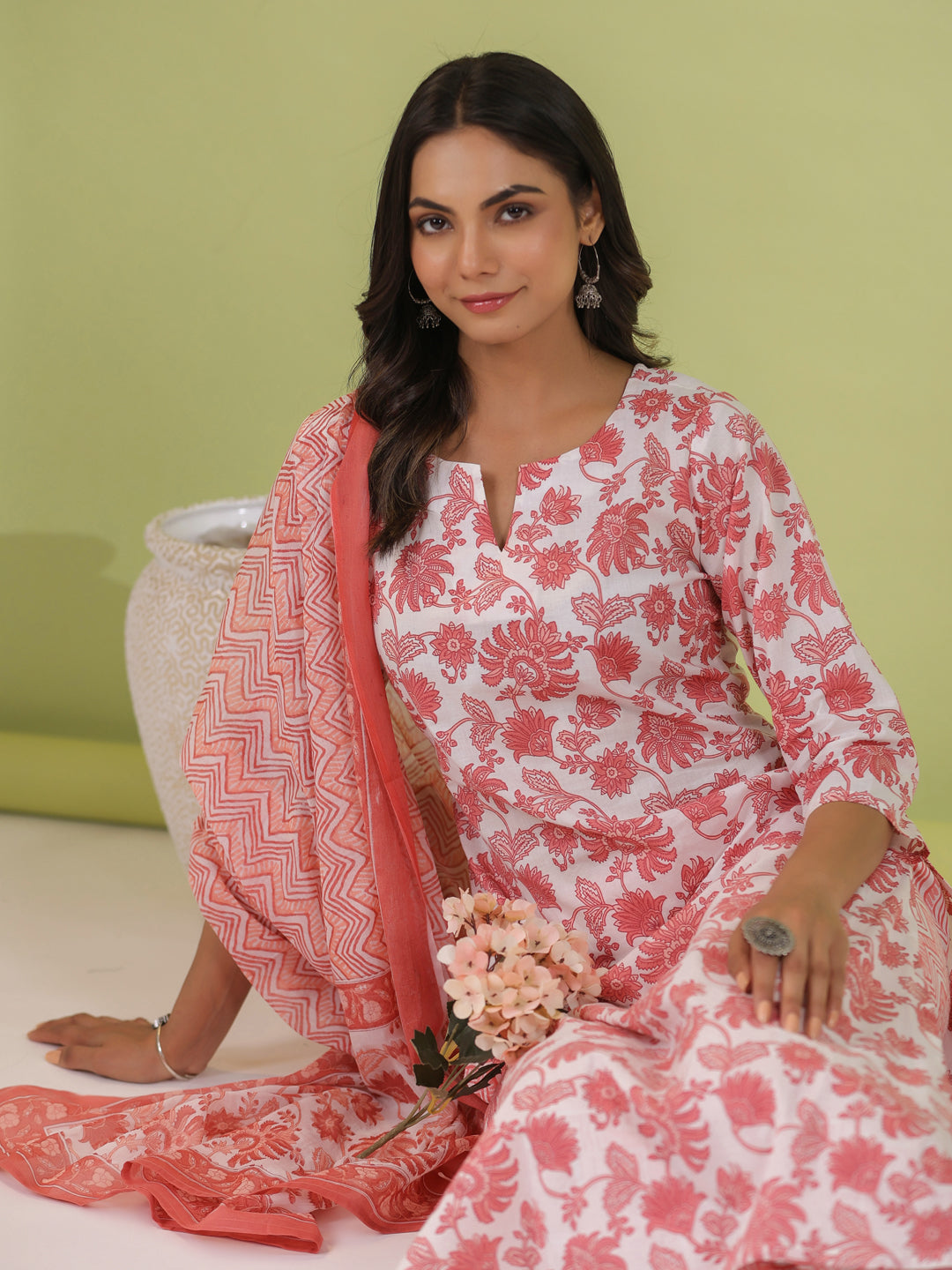 Janasya White Cambric Floral Set | Grocsy