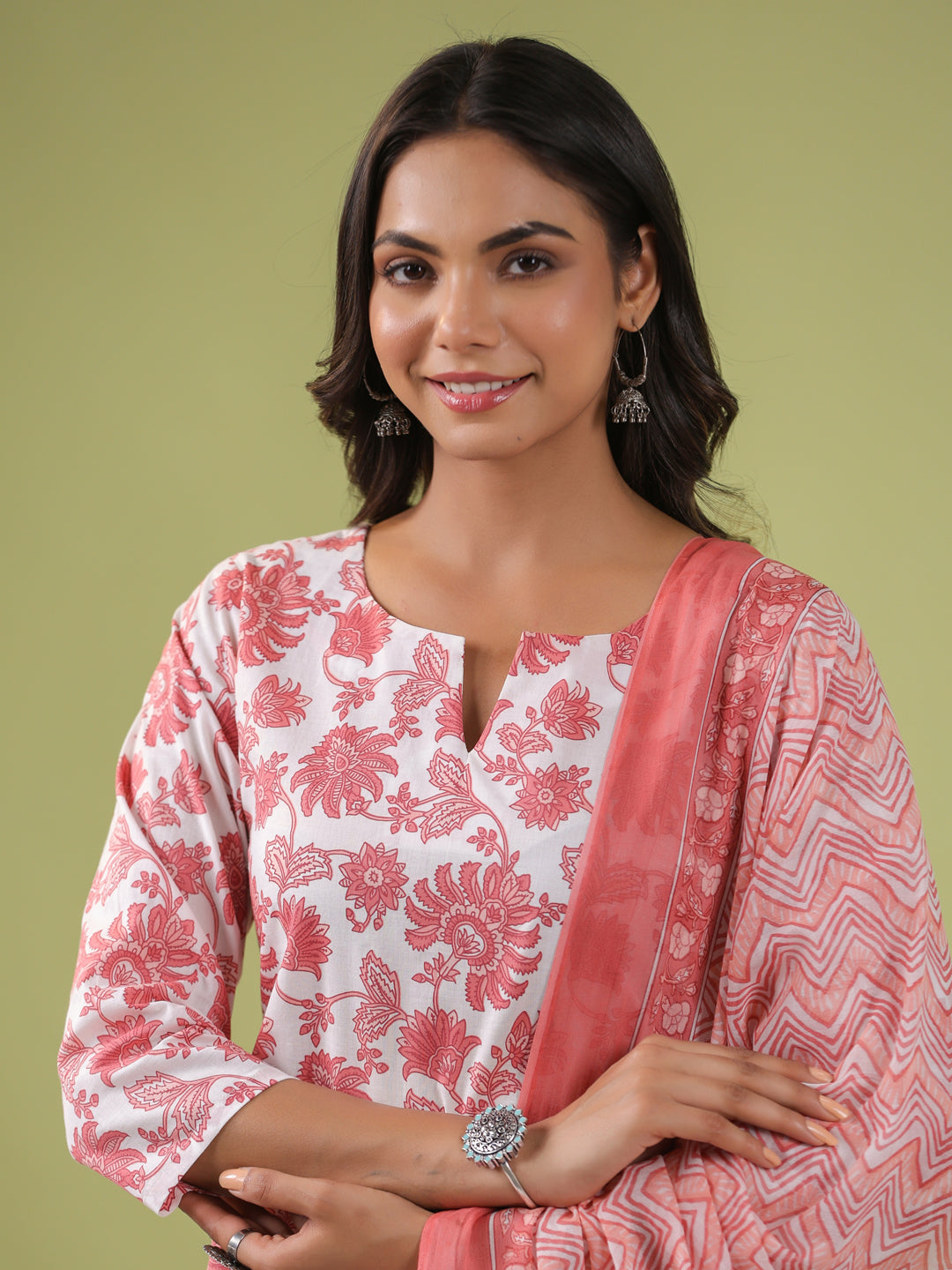 Janasya Straight Cambric White Floral Notch Neck Set | Grocsy