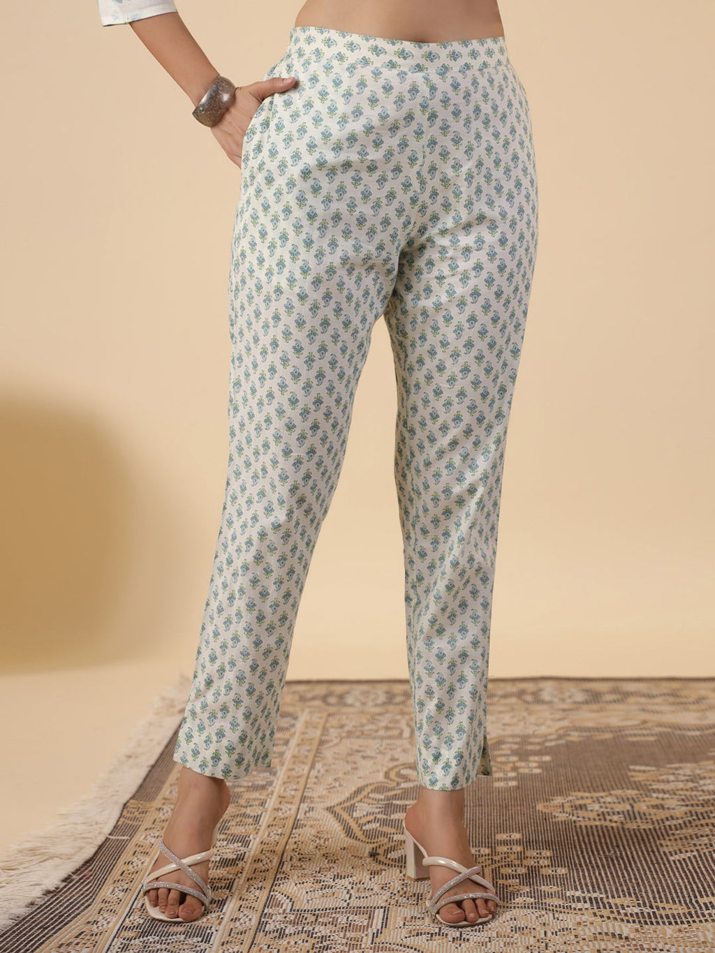 Janasya Bright Cotton Floral Straight Kurta Set | Grocsy