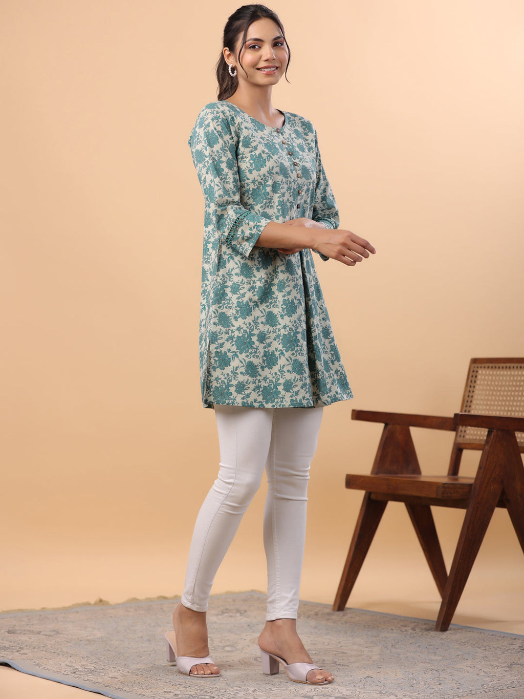 Janasya Sage Cambric Floral Tunic | Grocsy
