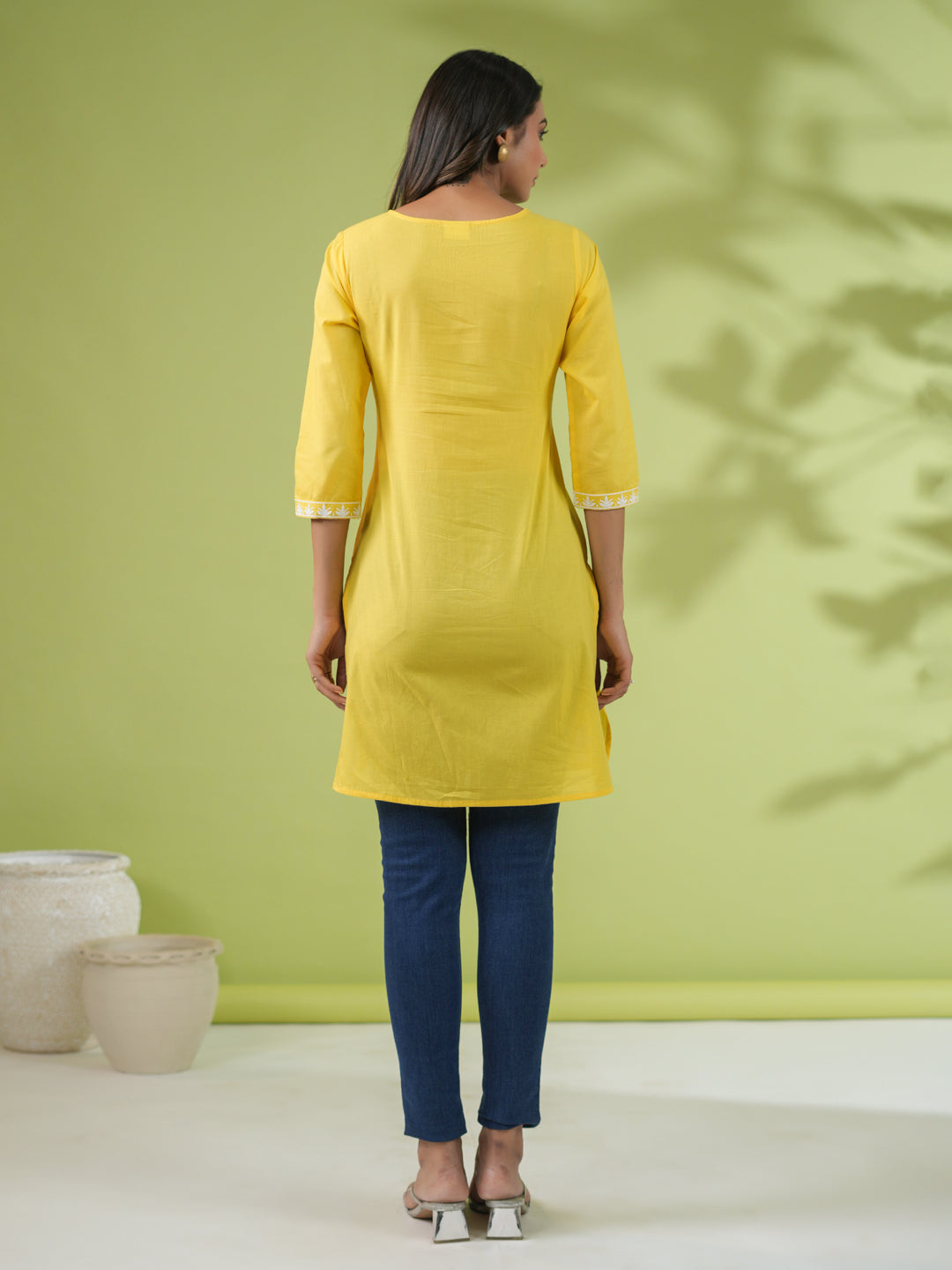 Janasya Straight Cotton Cambric Yellow Ethnic Motifs Round Neck Tunic | Grocsy