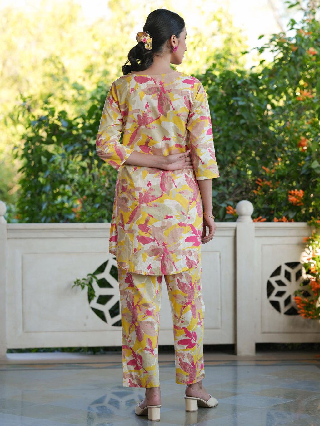 Janasya Bright Cotton Floral Straight Top & Bottom Set | Grocsy
