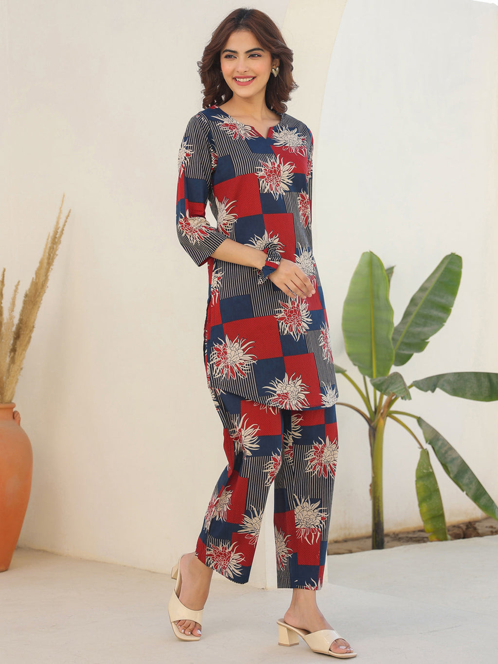 Janasya Dark Cotton Geometric Straight Top & Bottom Set | Grocsy