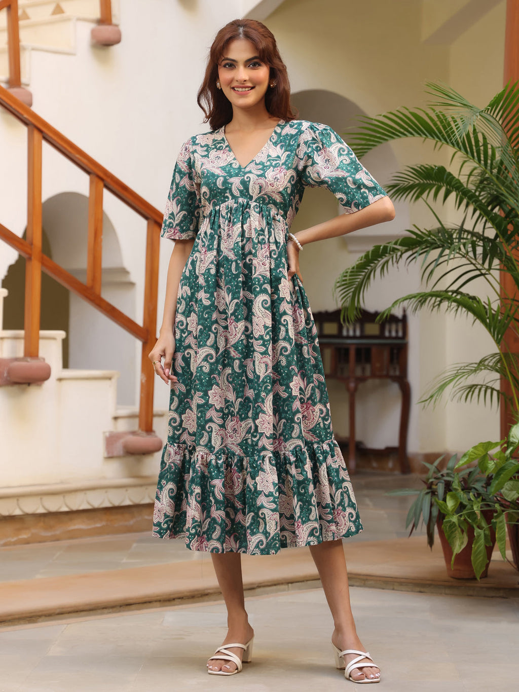 Janasya Dark Cotton Floral Tiered Dress | Grocsy