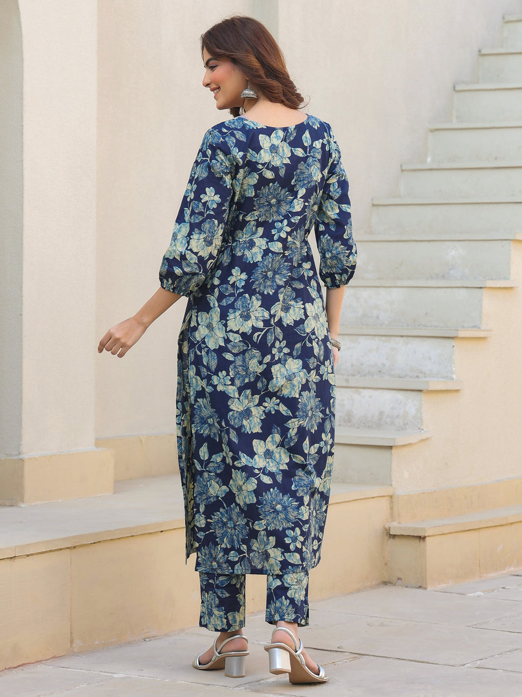 Janasya Dark Cotton Floral Straight Kurta Set | Grocsy