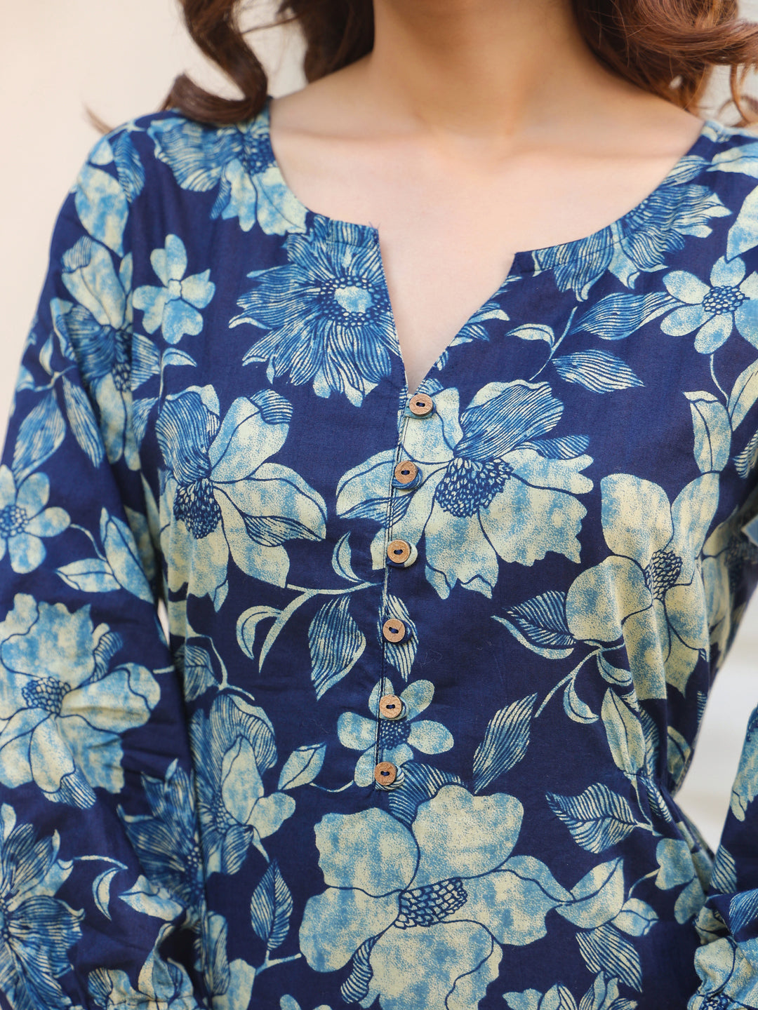 Janasya Dark Cotton Floral Straight Kurta Set | Grocsy