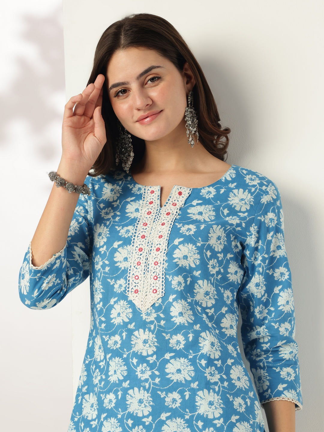 Janasya Light Cotton Floral Straight Kurta Set | Grocsy