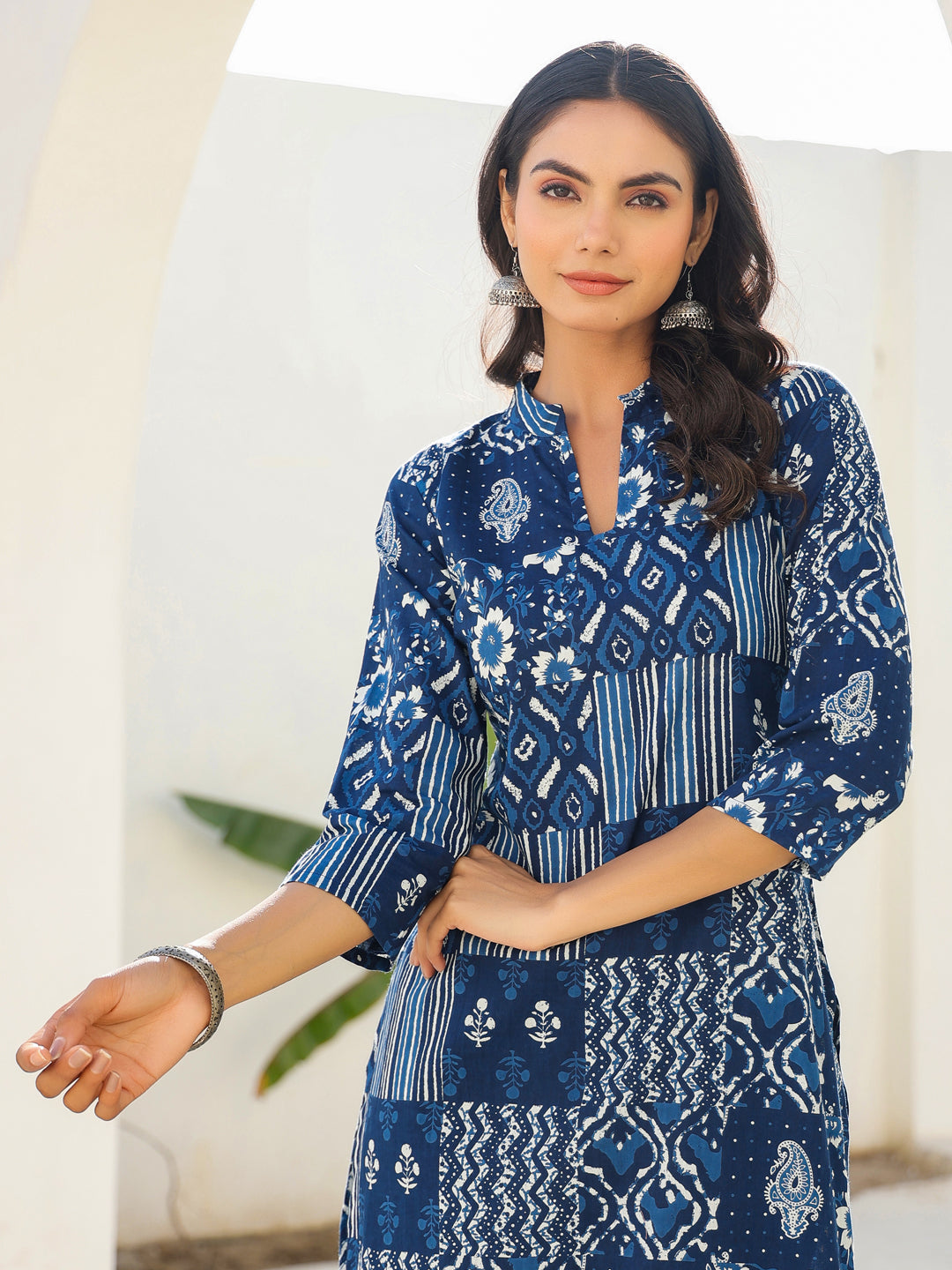 Janasya Dark Cotton Ethnic Motifs Straight Kurta Set | Grocsy