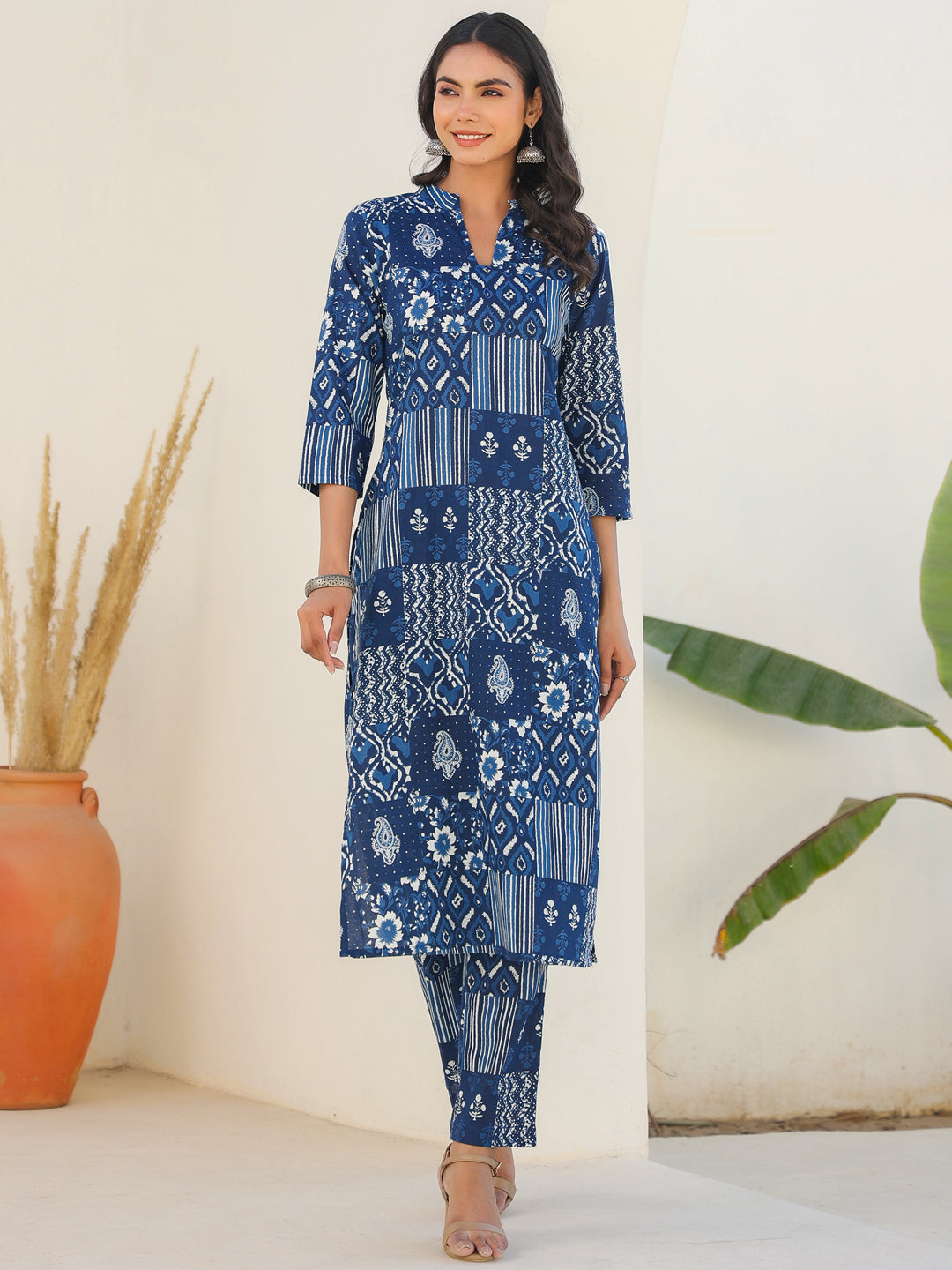 Janasya Dark Cotton Ethnic Motifs Straight Kurta Set | Grocsy