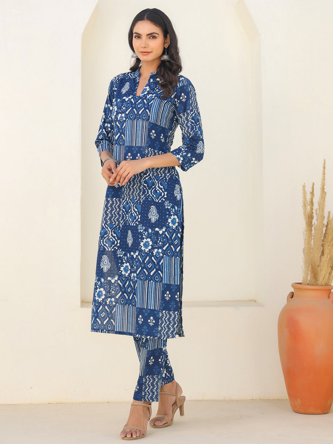 Janasya Dark Cotton Ethnic Motifs Straight Kurta Set | Grocsy