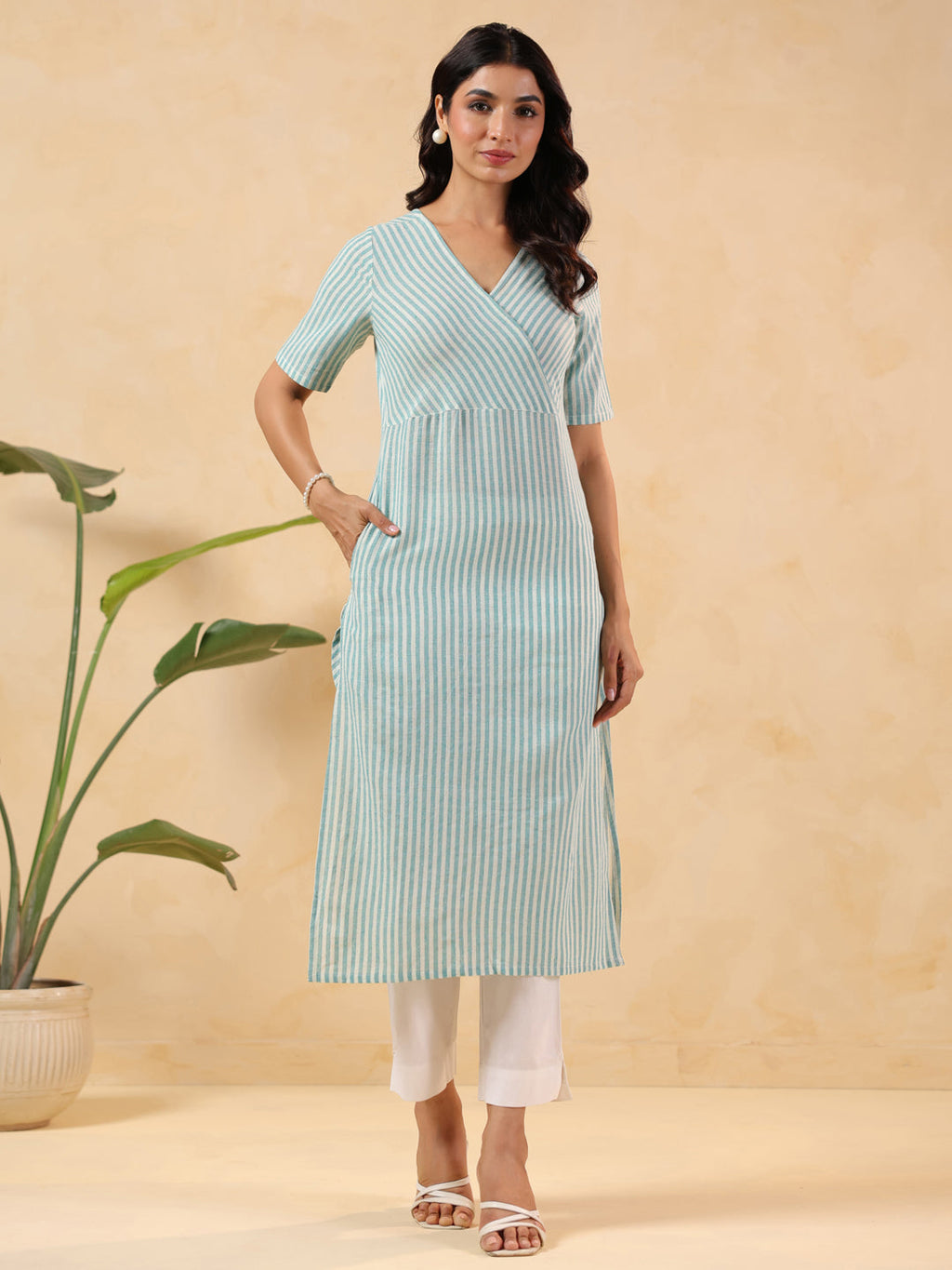 Janasya Light Cotton Striped Straight Kurta | Grocsy