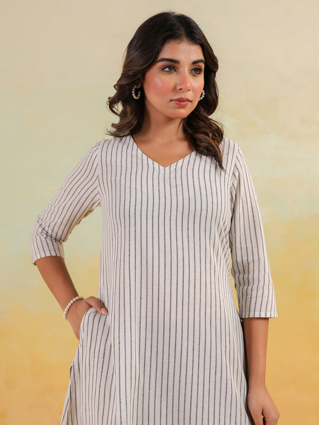 Janasya Light Cotton Striped Straight Kurta | Grocsy