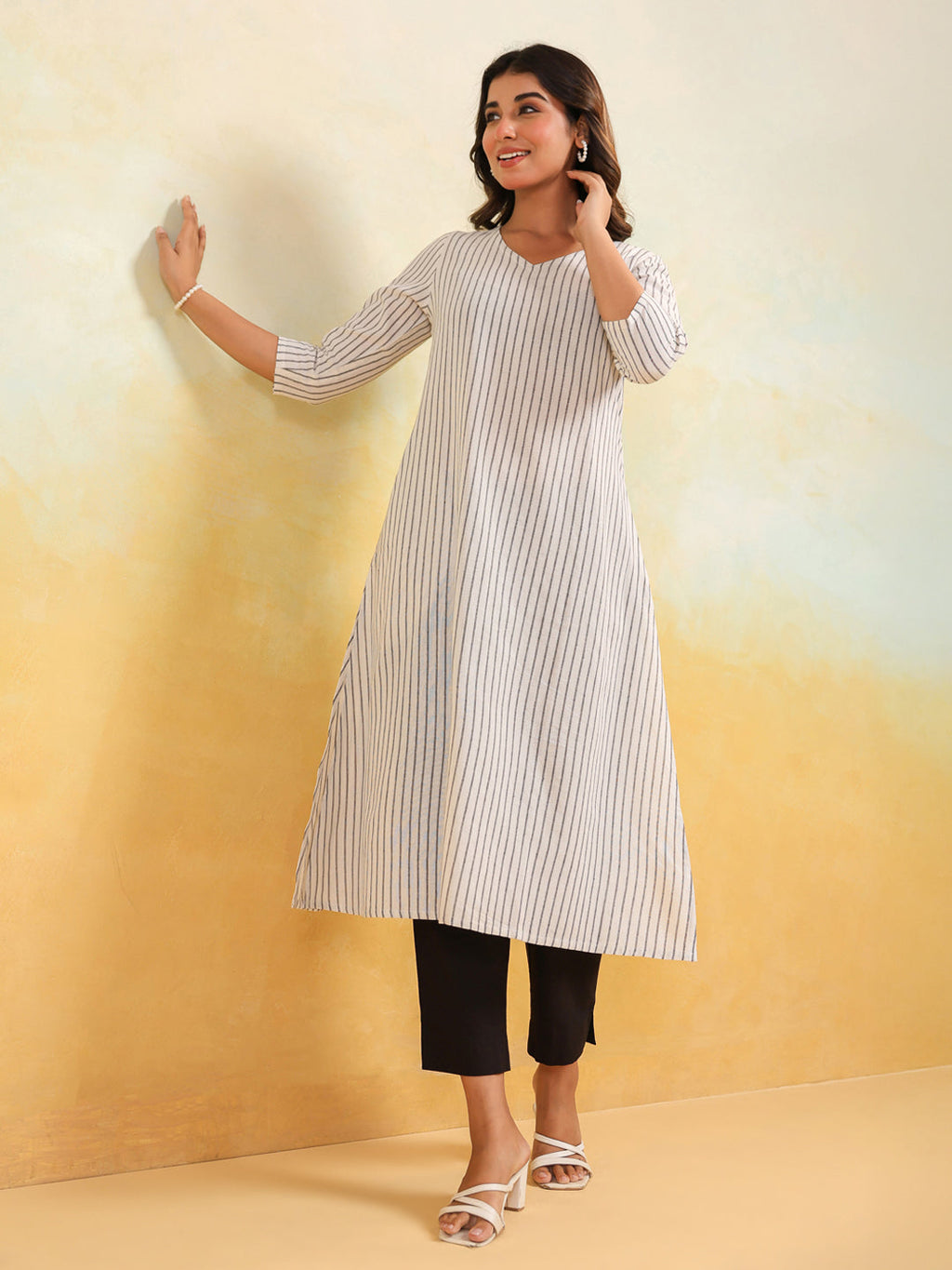 Janasya Light Cotton Striped Straight Kurta | Grocsy