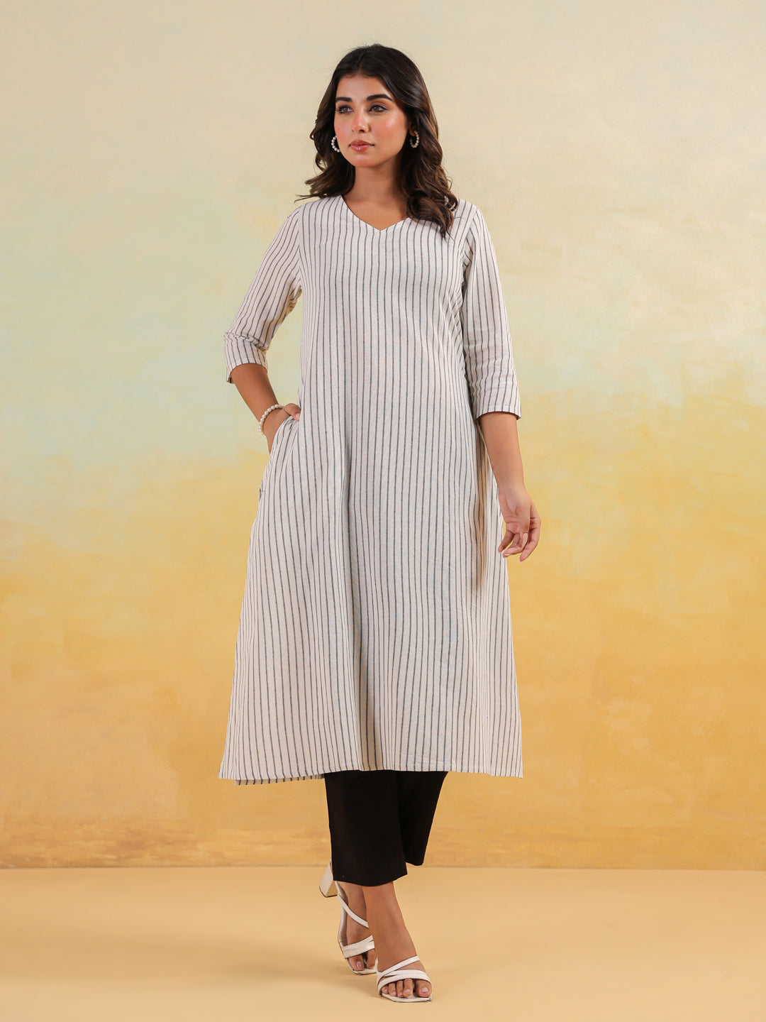 Janasya Light Cotton Striped Straight Kurta | Grocsy