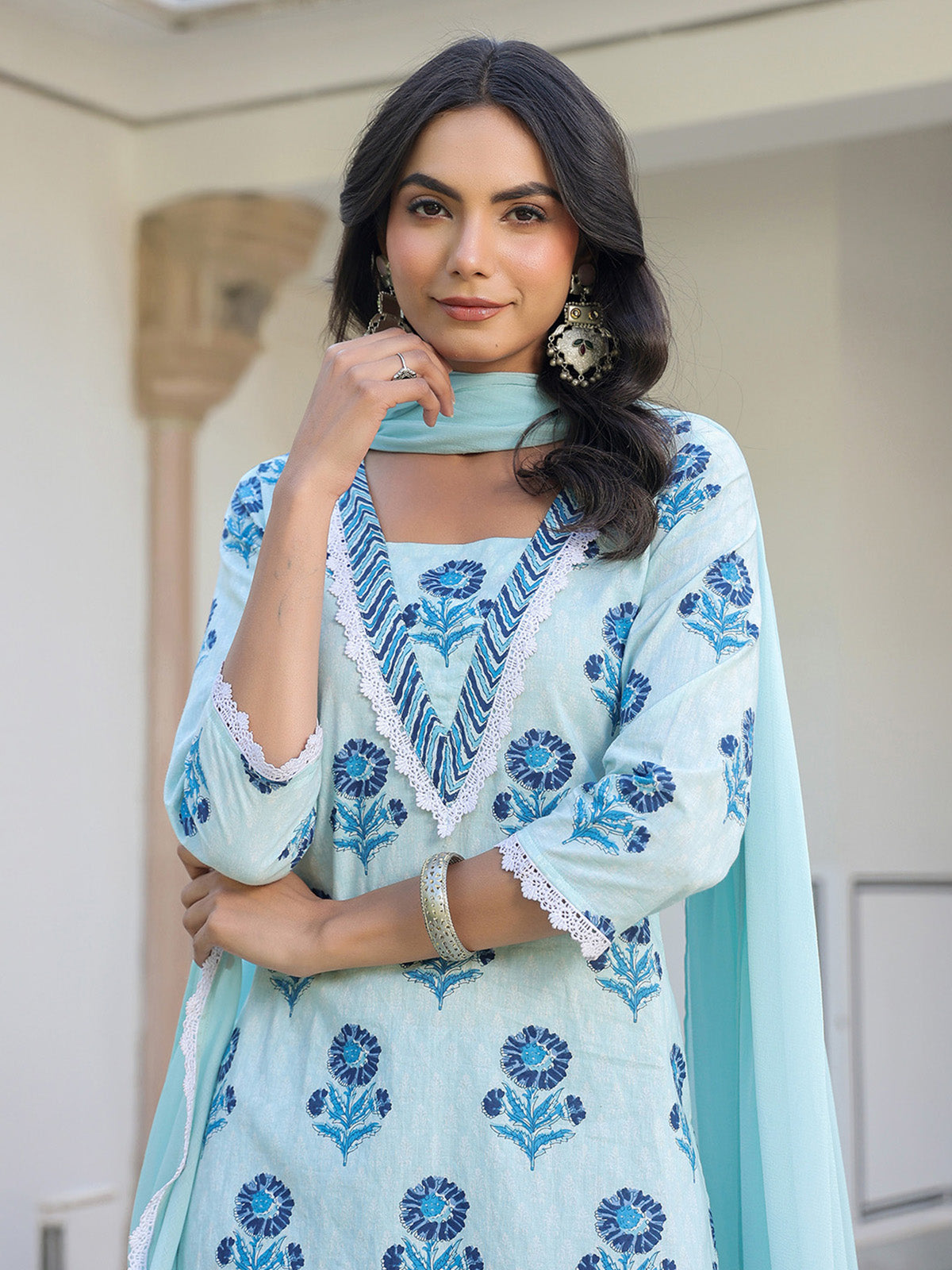 Janasya Light Cotton Floral Straight Kurta Set | Grocsy