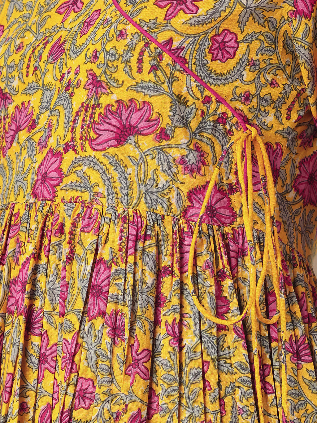Janasya Bright Cotton Floral Angrakha Kurta Set | Grocsy