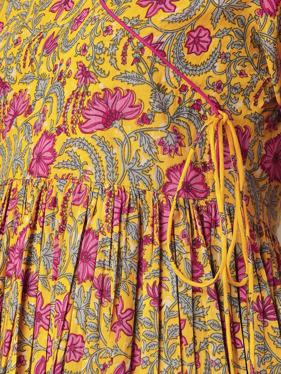 Janasya Bright Cotton Floral Angrakha Kurta Set | Grocsy